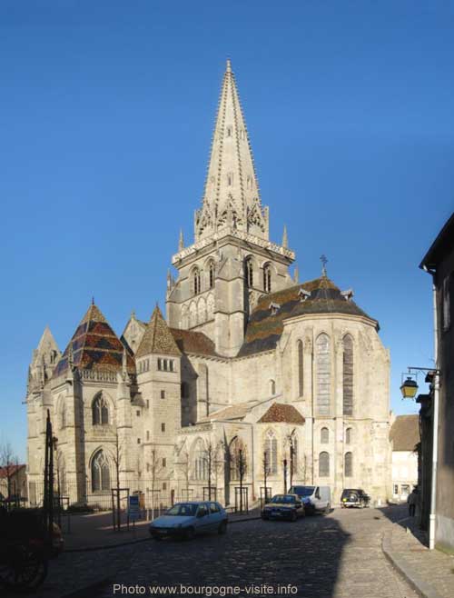Cathédrale Saint Lazare d'Autun, vue du chevet (panoramique)