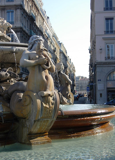 Sirène place des Jacobins - Lyon visite