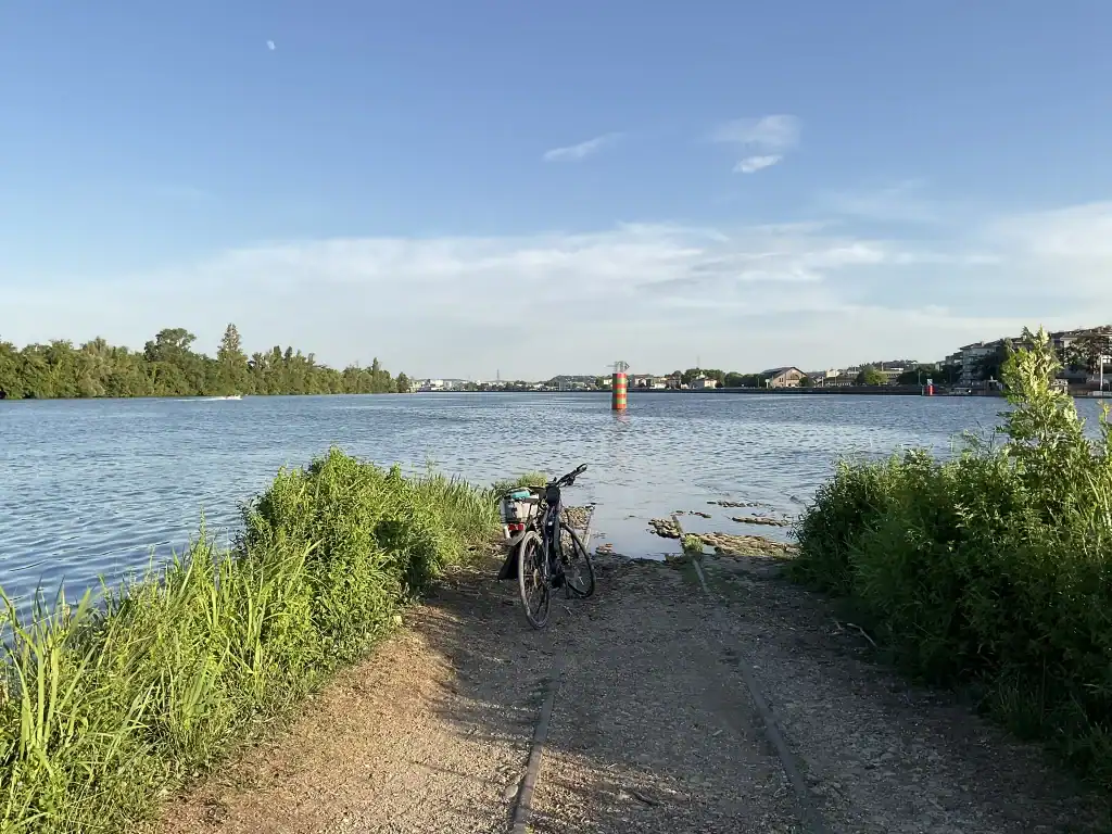 Pointe du confluent de la Saône et du Rhône, Lyon