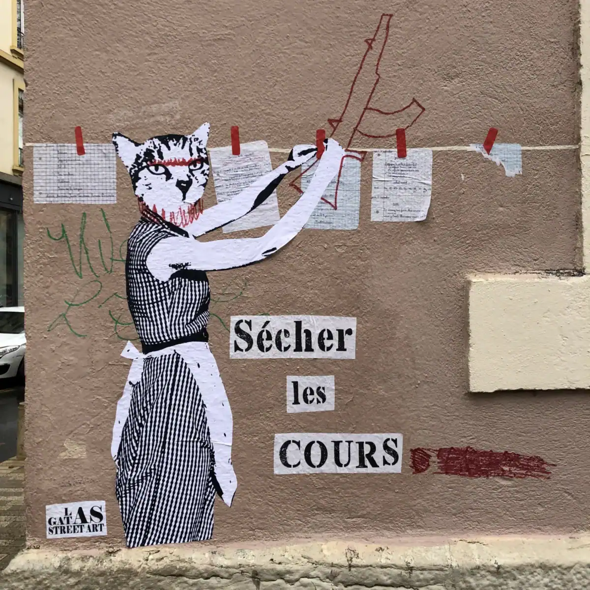 Street art Lyon - Technique collage par Las Gatas