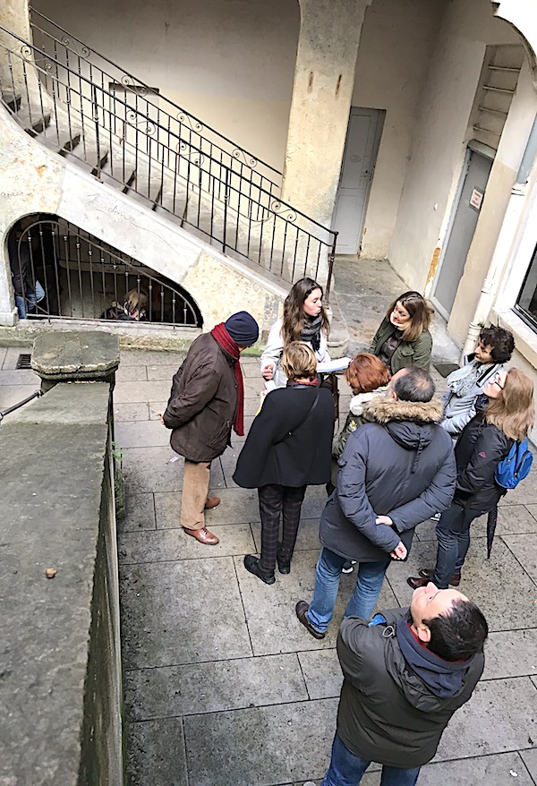 Votre guide Mégane, traboule des Voraces