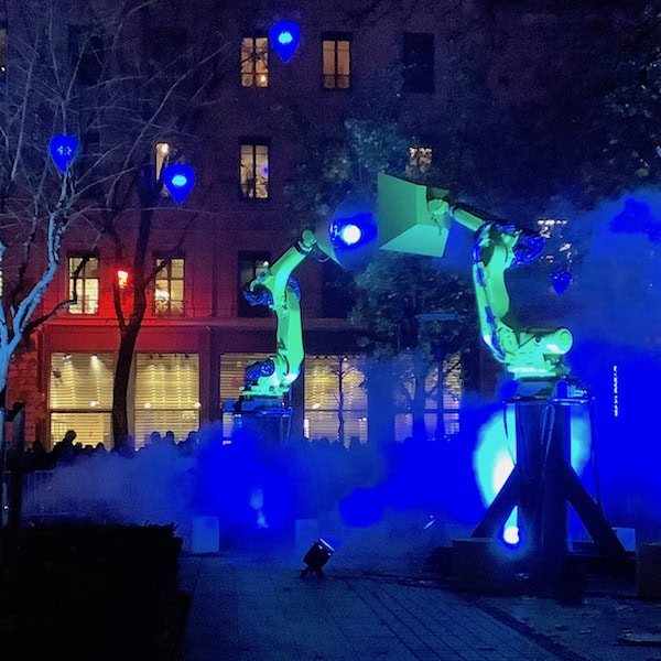 Light me imaginée et créée par Séverine Fontaine, Place de la Bourse, fête des lumières Lyon 2019