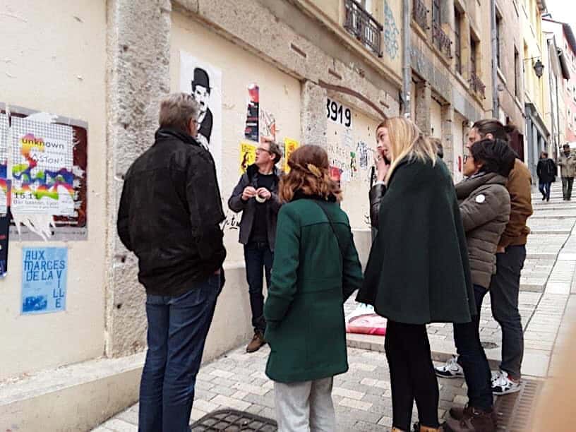 Jalb38, montee grande cote, Lyon, explique son travail street-art