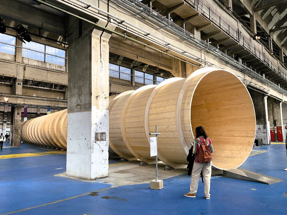 Biennale art contemporain de Lyon - Exposition aux Grandes locos