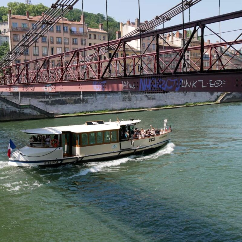 La navette fluviale TCL Navigône sur la Saône