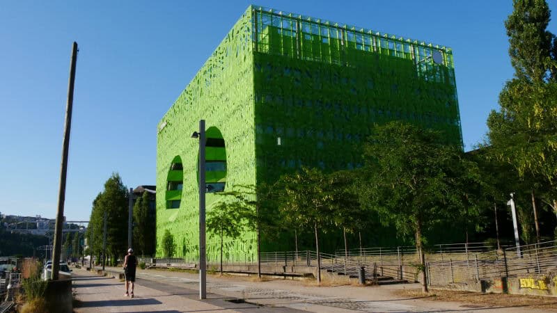 Le cube vert à Confluence, Lyon