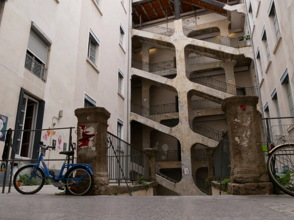 Traboule des Voraces, croix-Rousse, Lyon