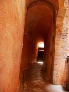 Une traboule dans le Vieux Lyon