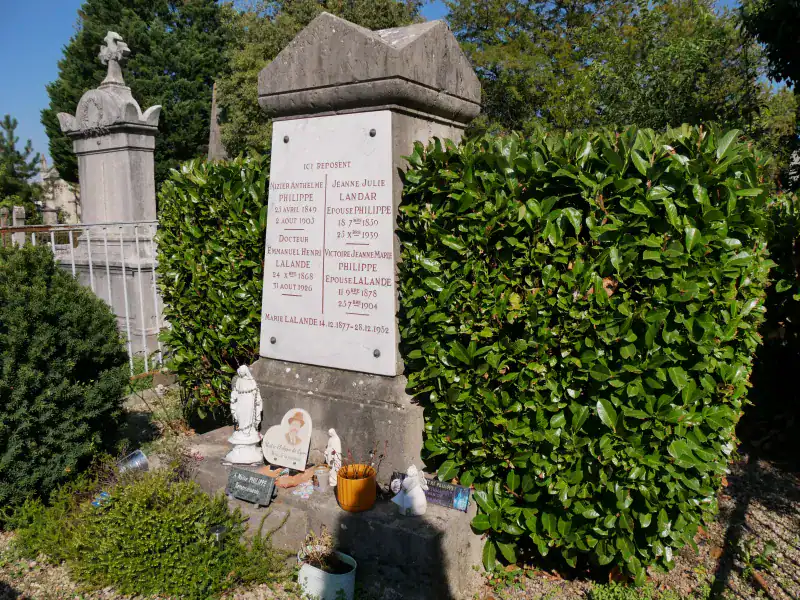 Tombe de Maitre Philippe de Lyon - Cimetière de Loyasse, Lyon