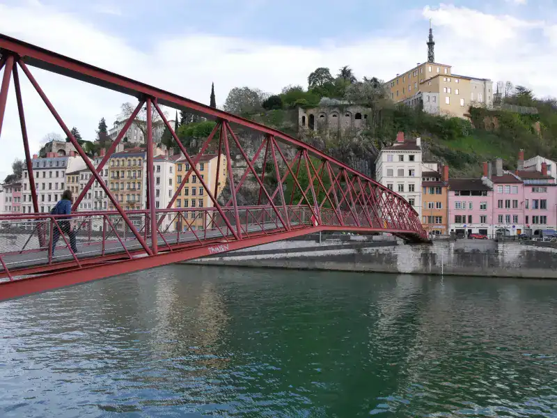 Passerelle de l Homme de la roche - Lyon