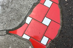 Ememem, "flacking" dans le virage sous la place Colbert, au début des escaliers vers la montée Saint Sébastien