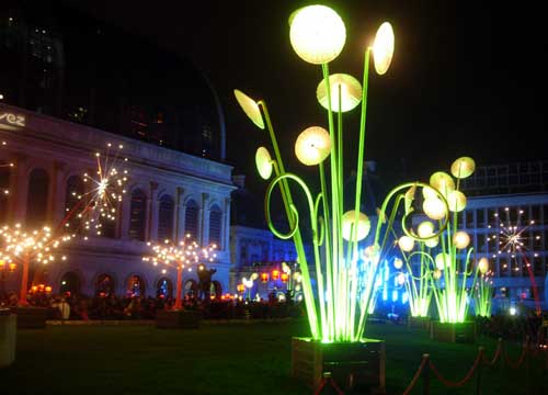 Fête des lumières 2009 Lyon - Place Louis Pradel - DR Mon jardin public TILT
