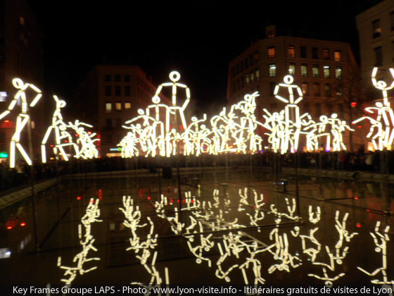 Key Frames Groupe LAPS - Fête des lumières Lyon, Place de la République