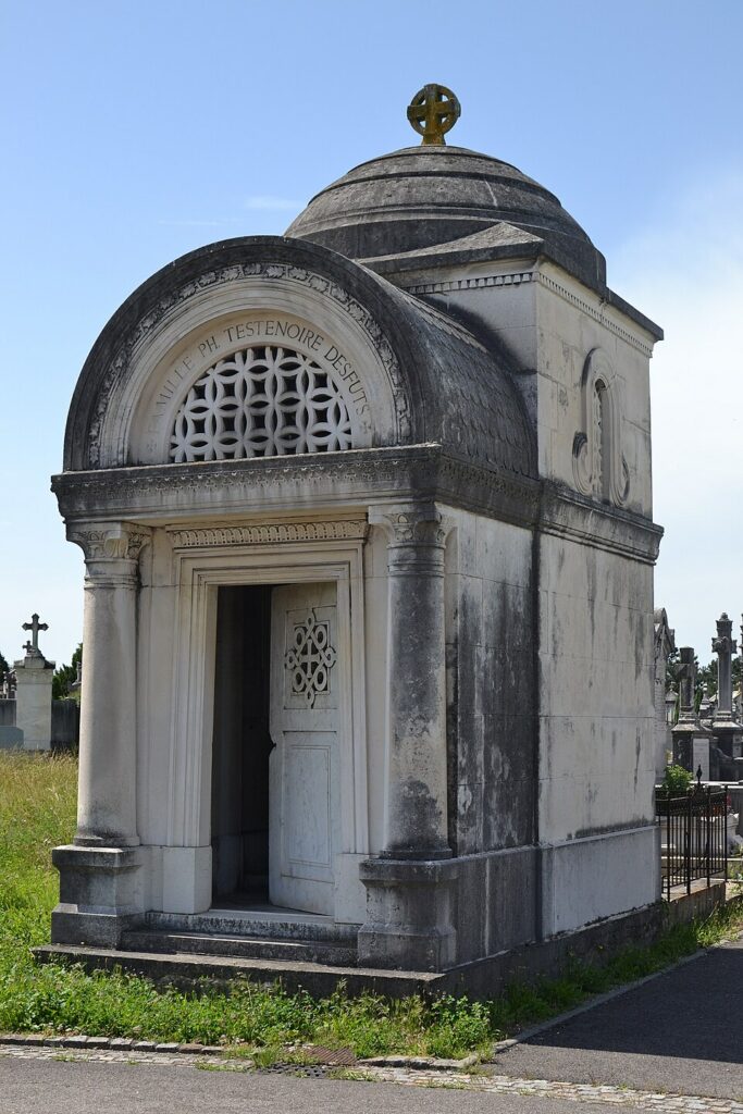 Tombe  Testenoire, cimetière de Loyasse, Lyon— Licence CC-BY-SA-4.0 Pierre Tribhou