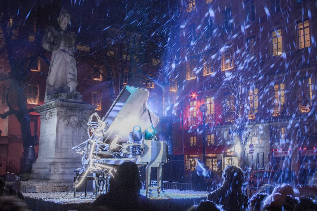 Fête des lumières 2016, Un piano sous la neige, création Jean-Luc Hervé