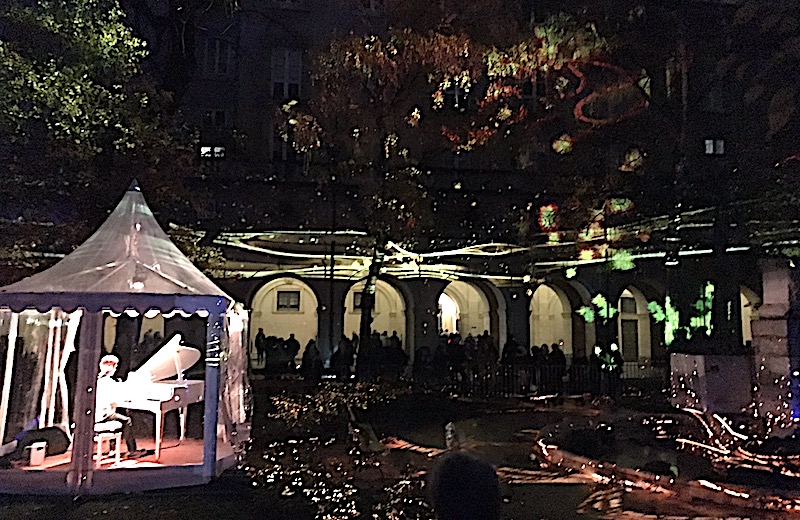 Fête des lumières 2018 dans le cloître du Musée des Beaux-Arts de Lyon