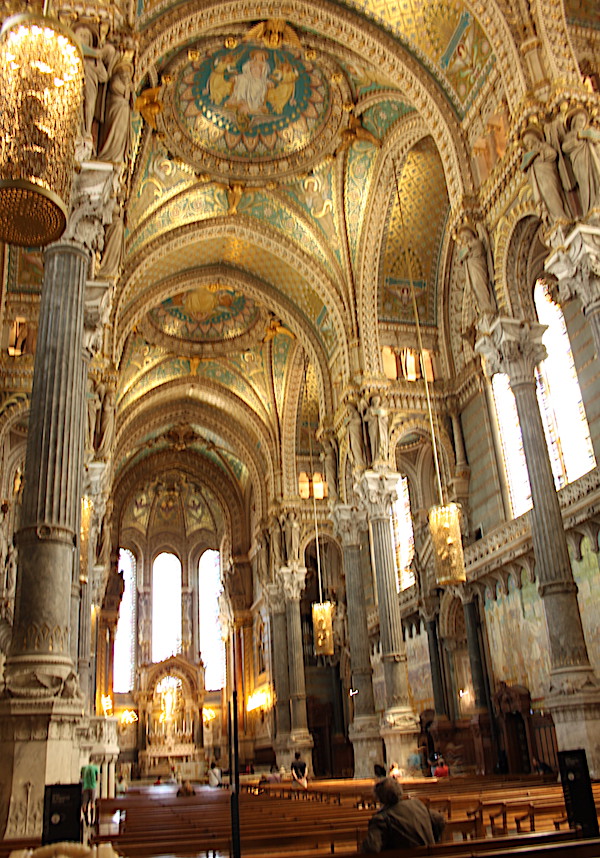 Basilique Notre-Dame de fourrière, intérieur