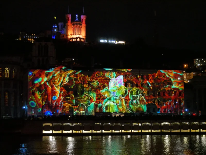 Fête des lumières 2025, quais de Saône, Les Malles Persanes, Thierry Pierras